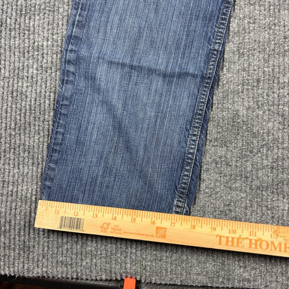 Levis 514 Straight Fit Jeans Mens 33x32 Blue Distressed Denim 00514-0541